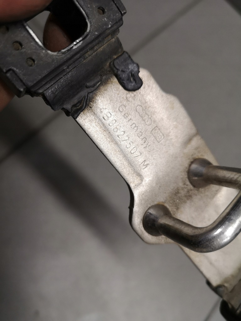 фото №7, Засов крышки багажника audi a6 c5 4b0827507m