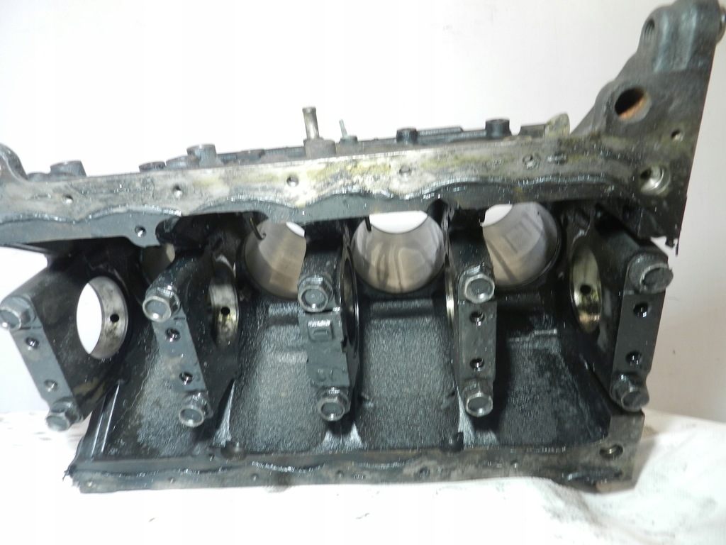 фото №10, Блок dół двигателя mazda 5 6 i mpv 2.0d citd rf5c