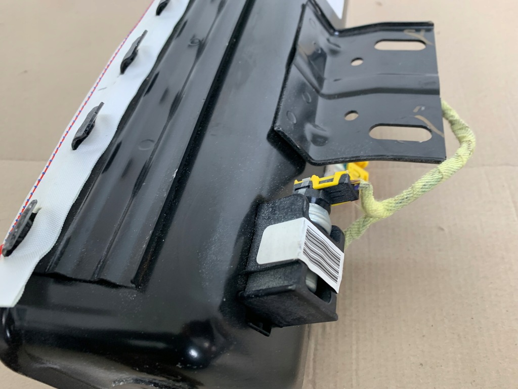 фото №11, Ford mustang mach-e rwd 75.7 kwh подушка воздушная пассажира подушка безопасности