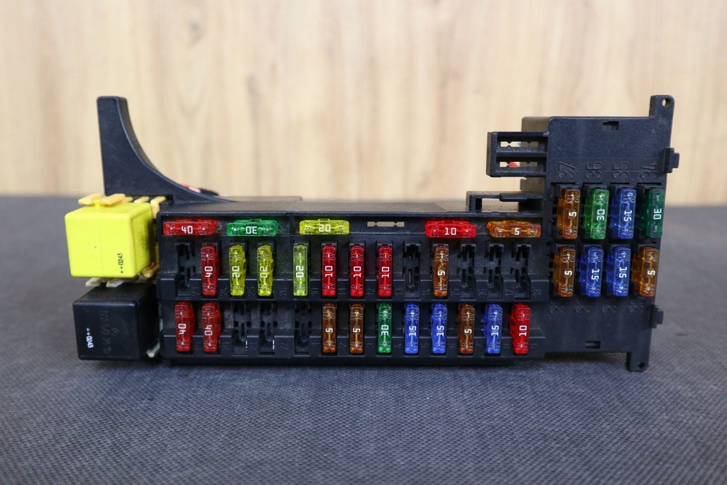 фото №1, Mercedes slk r170 коробка запобіжників bsi a1705451040