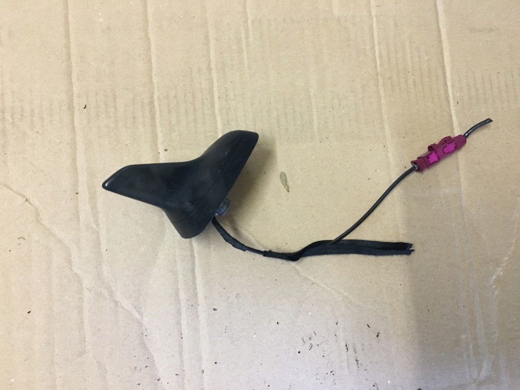 фото №1, Антена audi a4 b8 8k9035503