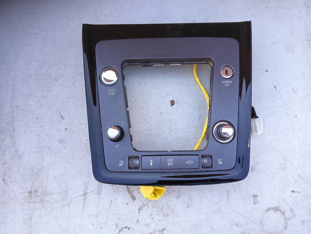 фото №1, Панель рамка выборщик передач vw phaeton 3d0864533