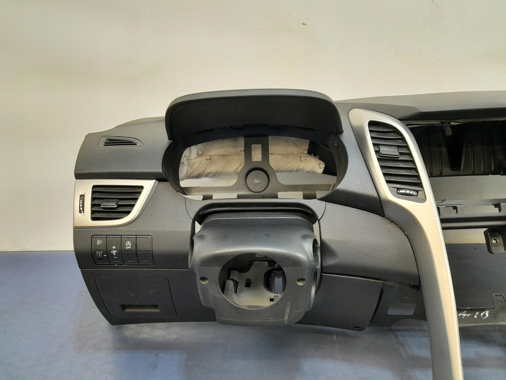 фото №9, Hyundai i30 ii fl приборная панель приборная подушки безопасности