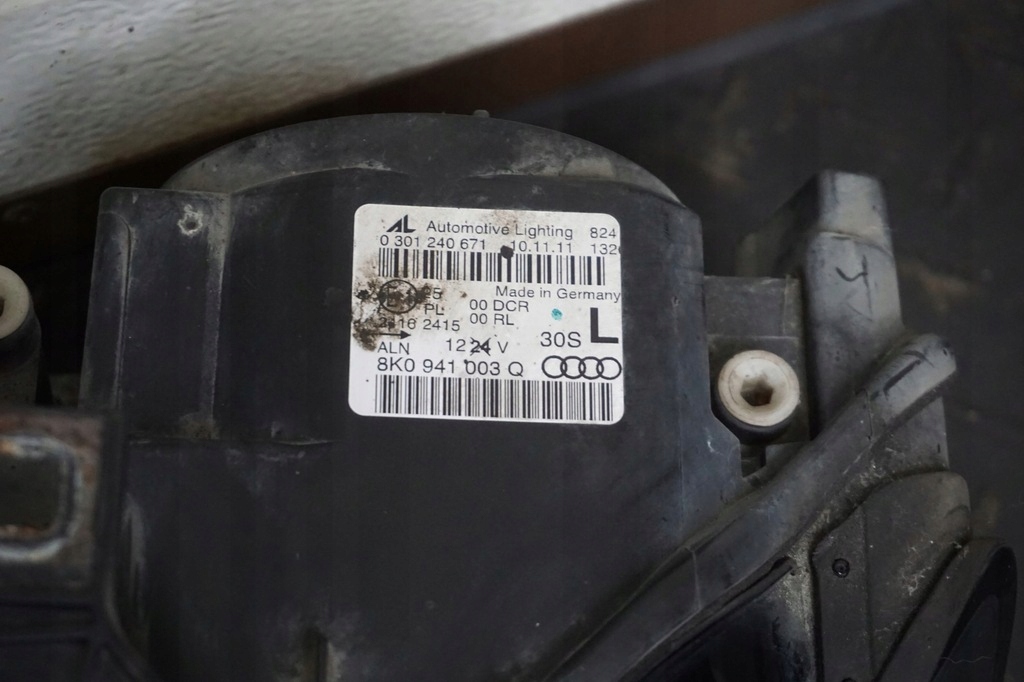 Audi a4 b8 przedlift фары перед передние bixenon комплект led правый  левая Киев