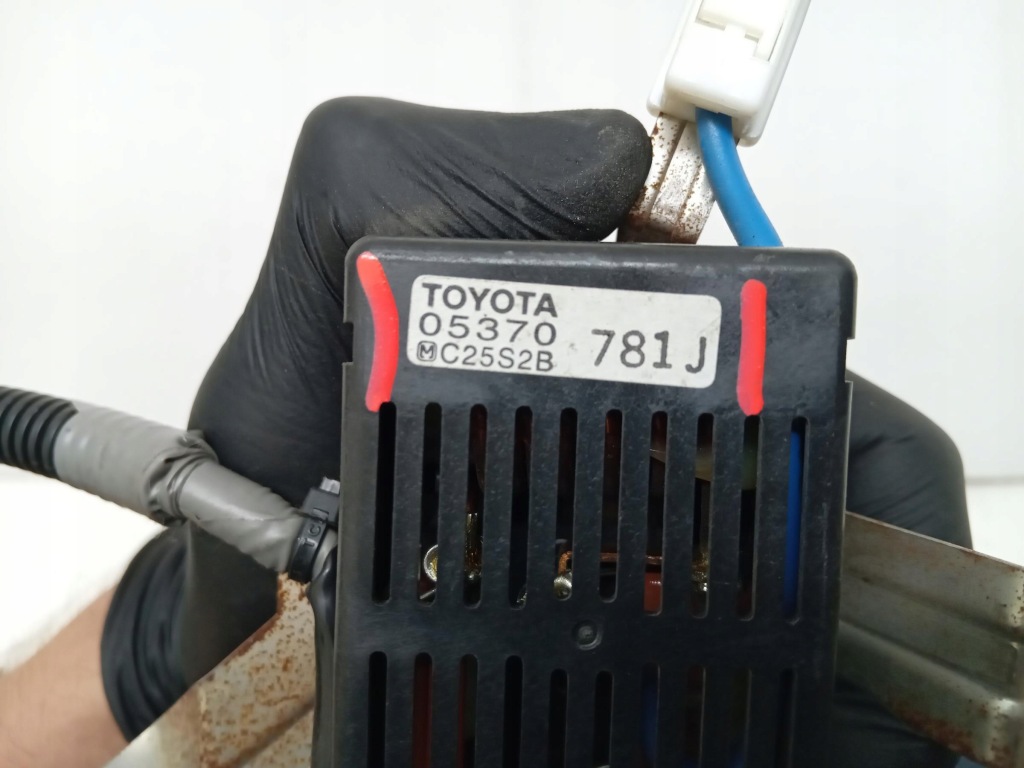 фото №5, Підсилювач антенний lexus is ii