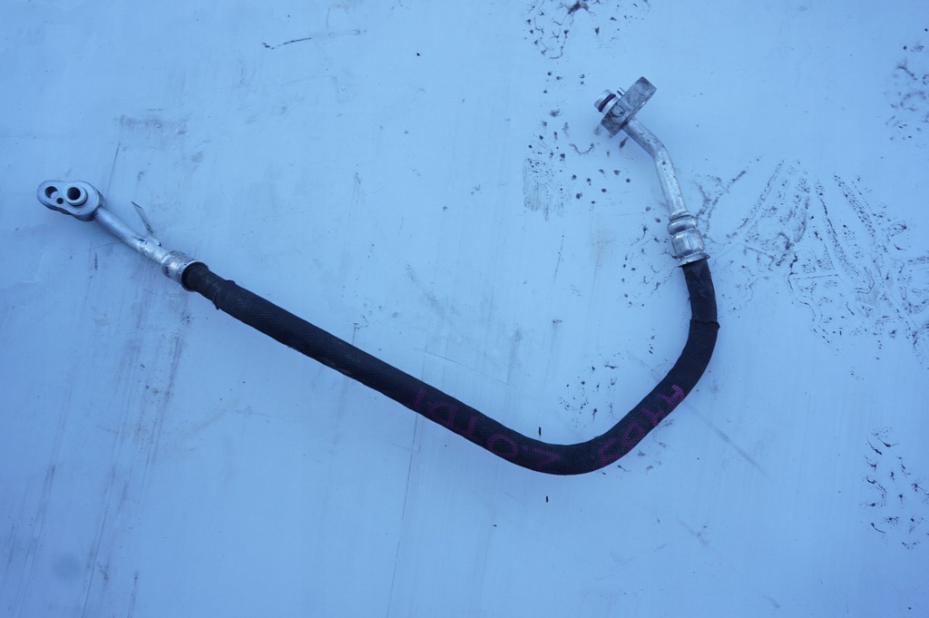 фото №1, Шланг кондиционера audi a4 b9 2.0 tdi