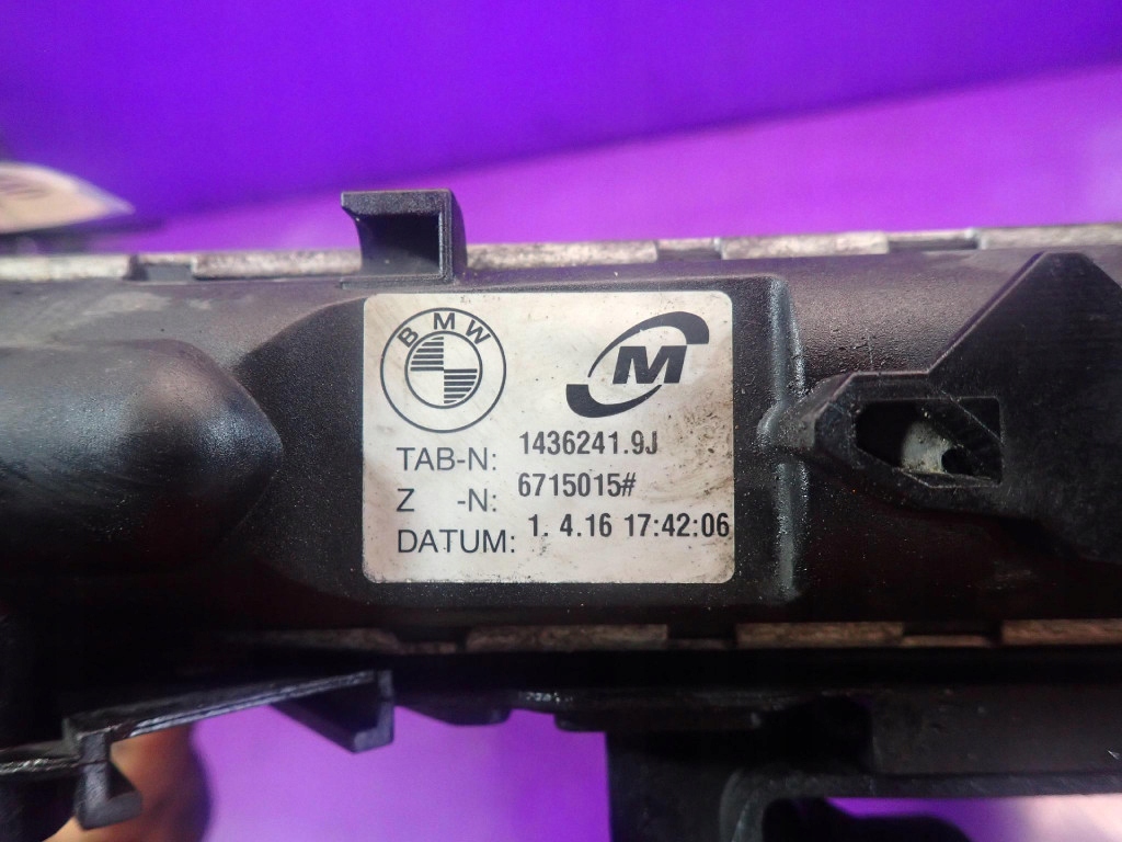 Bmw e46 01-06 рестайлинг  2.2 радиатор воды 14362419j 1436241.9j Киев