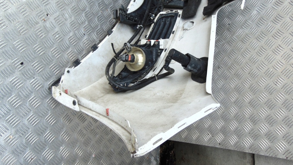 Opel insignia a бампер перед передний омыватель ксенон pdc z40r комплектный с Разборки