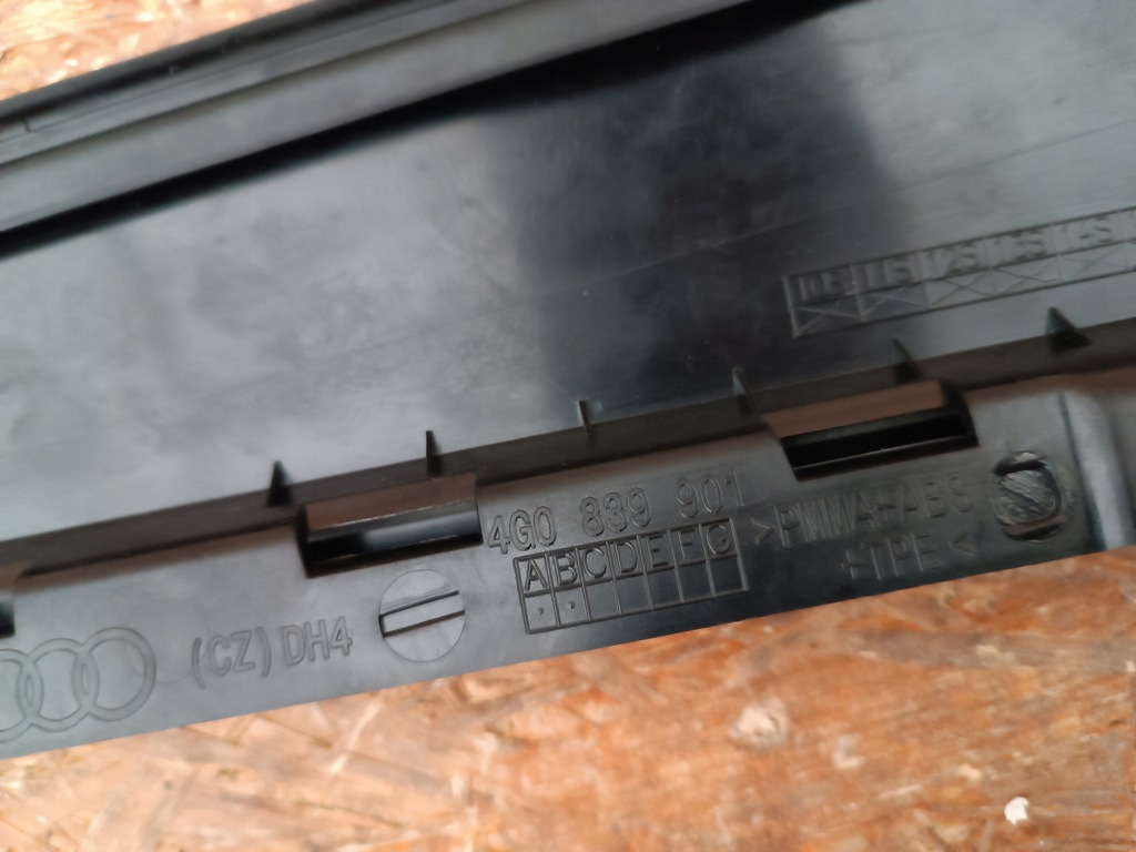 фото №14, 4g0839901 молдинг захист стійка лівий задня audi a6 c7