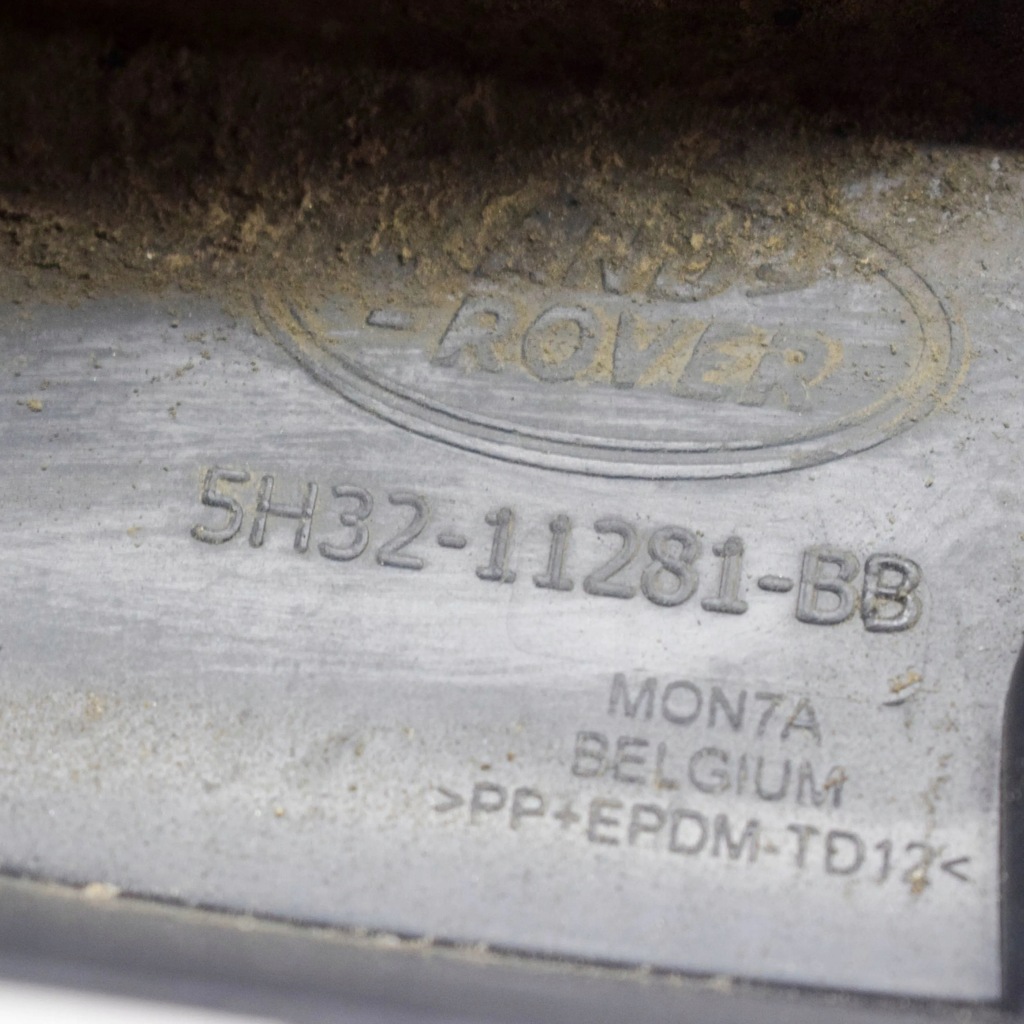 фото №6, Land rover range rover sport l320 2011 левая сторона молдинг крыла заднего