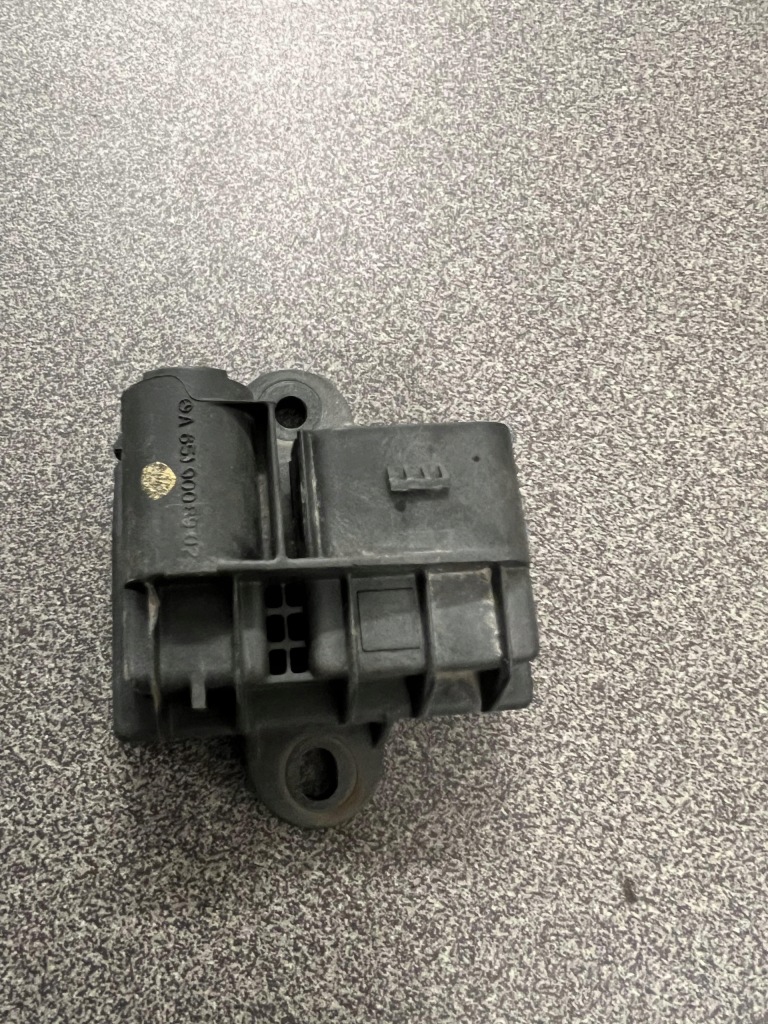 фото №1, Mercedes sprinter w906 2.2cdi - реле свічка розжарювання a6519008902