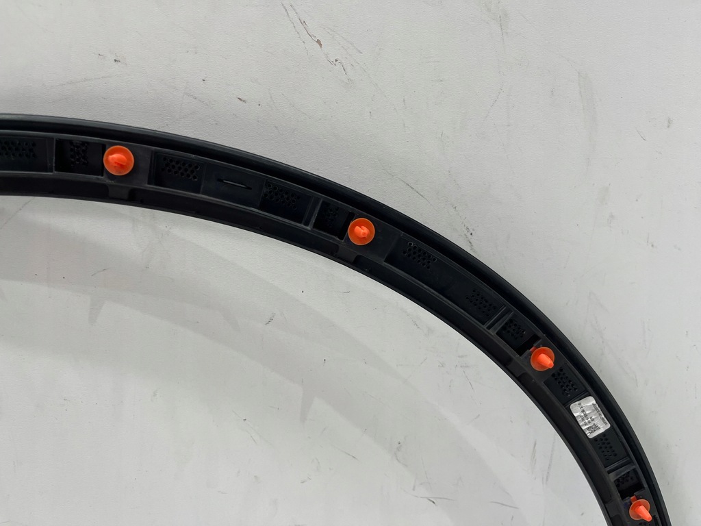 фото №8, Polestar ii 2 молдинг крила перед передня права 32216408 ідеальний стан!