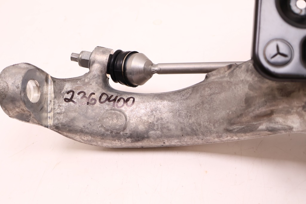 Mercedes-benz cle a236 300 4matic поворотний кулак ступиця права перед a0004213402 в Україні