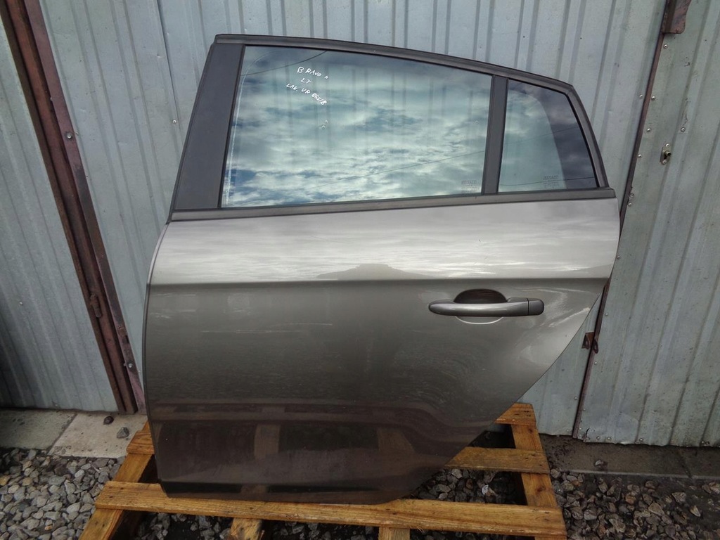 фото №1, Дверь левая задняя задние fiat bravo ii 2 2007- лак: vr 865/b