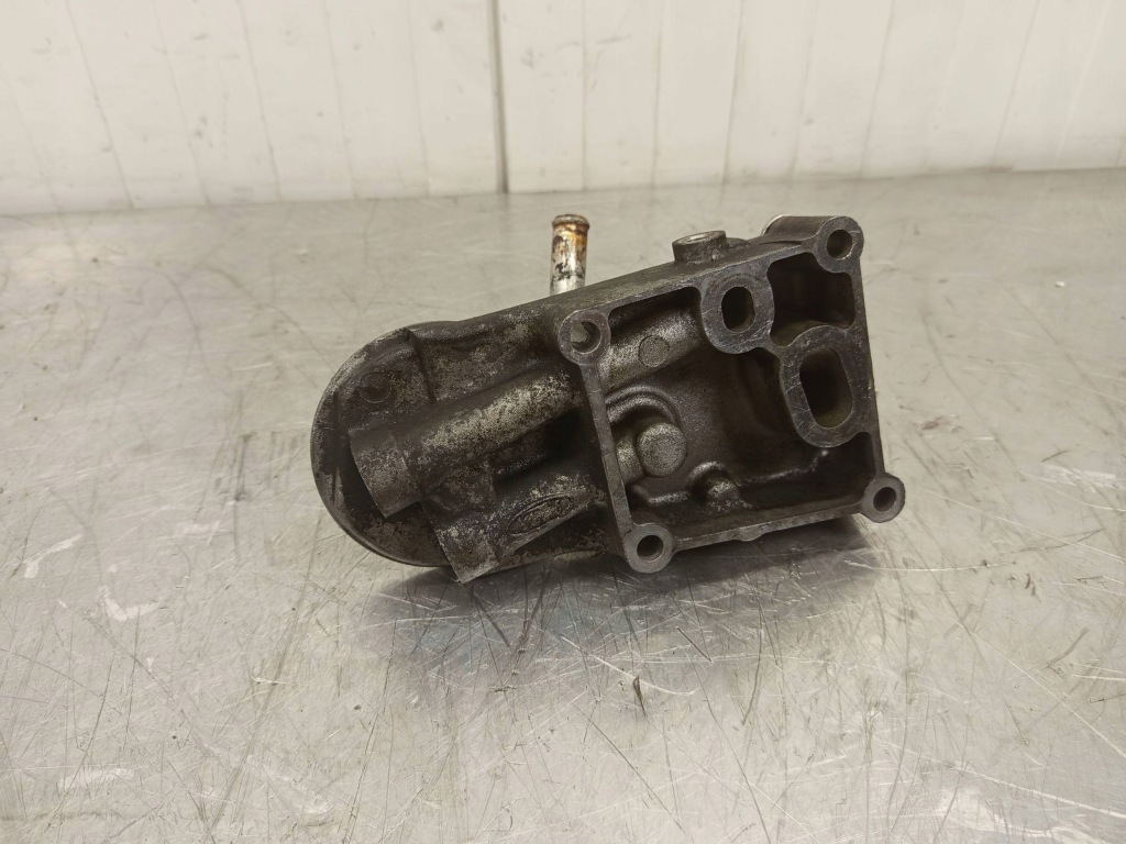 Основание кронштейн фильтра масла ford focus mondeo transit 1.8 tdci 8370709 с Разборки