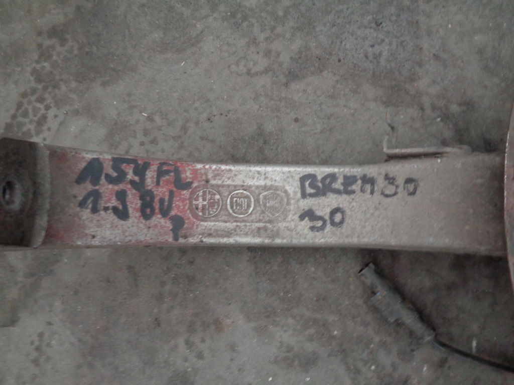 фото №2, Поворотный кулак ступица alfa romeo 159 1.9 16v jtdm правая brembo