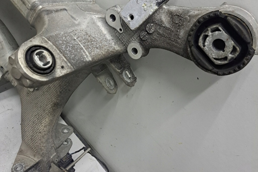 фото №7, Подрамник задние bmw 6 gran turismo g32 6866423 2018