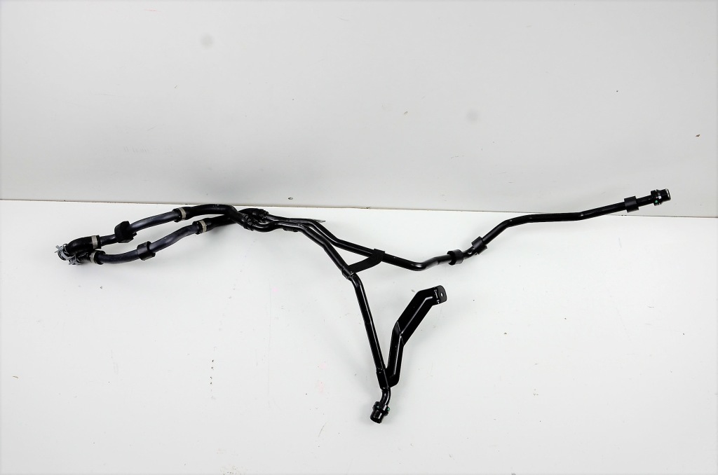 фото №1, Vw passat b8 fl труба воды 5q1820693h