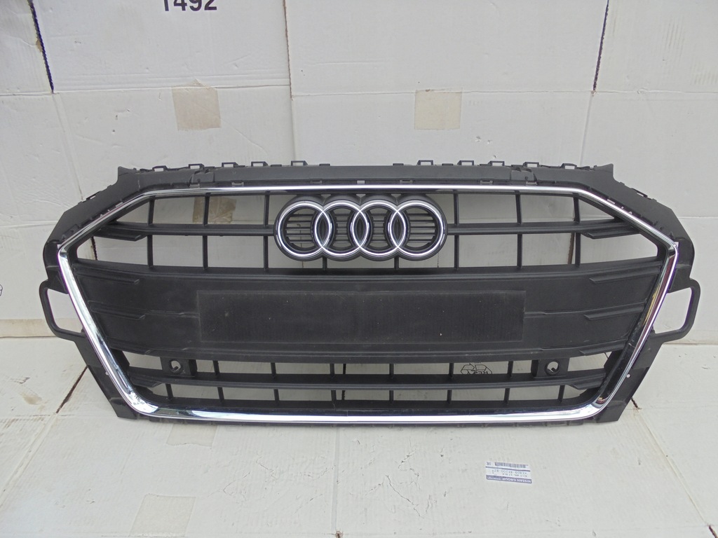 фото №1, Audi оригинальный номер 8w0853651db решётка радиатора pdc