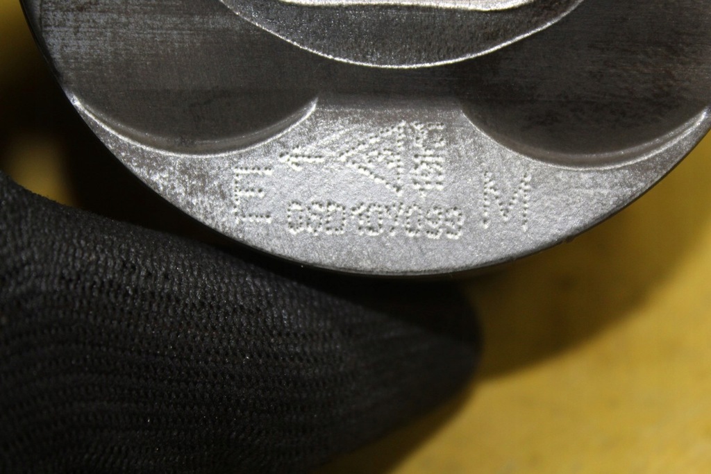 фото №7, Поршень поршні a3 golf v 2.0 fsi bvy 06d107099