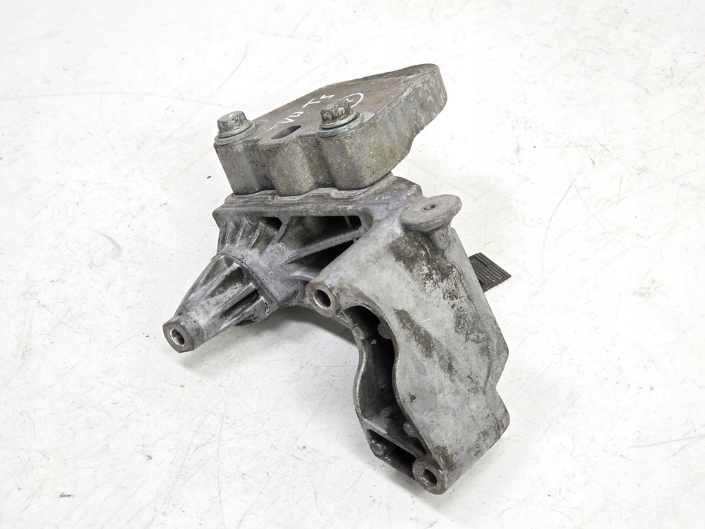 фото №9, Vw t5 1.9 tdi кронштейн кронштейн кронштейн двигуна 038199207af 1k