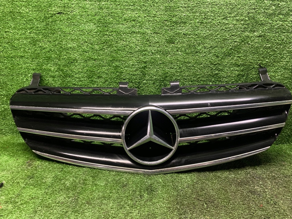 фото №2, Mercedes r klasa w251 r251 решётка радиатора решётка радиатора решётка радиатора a2518880223 przed liftem