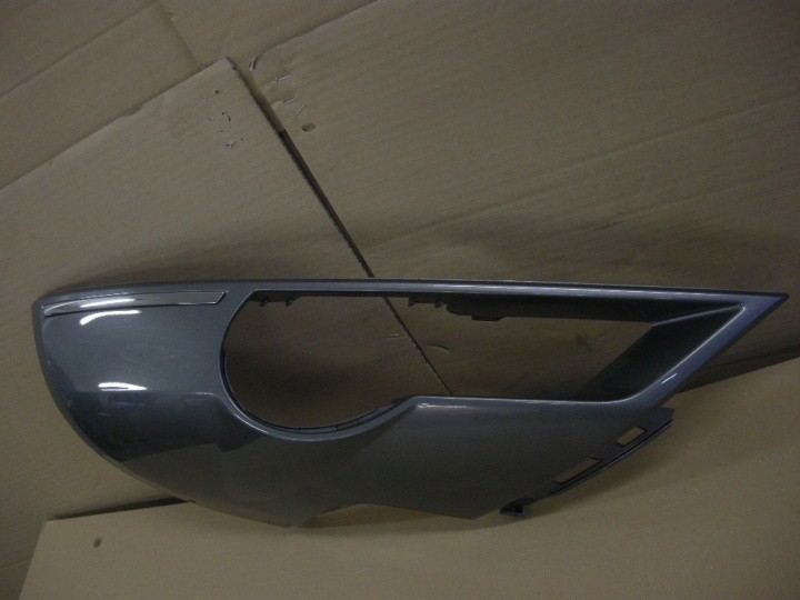 фото №1, Audi q7 молдинг бампера правый перед