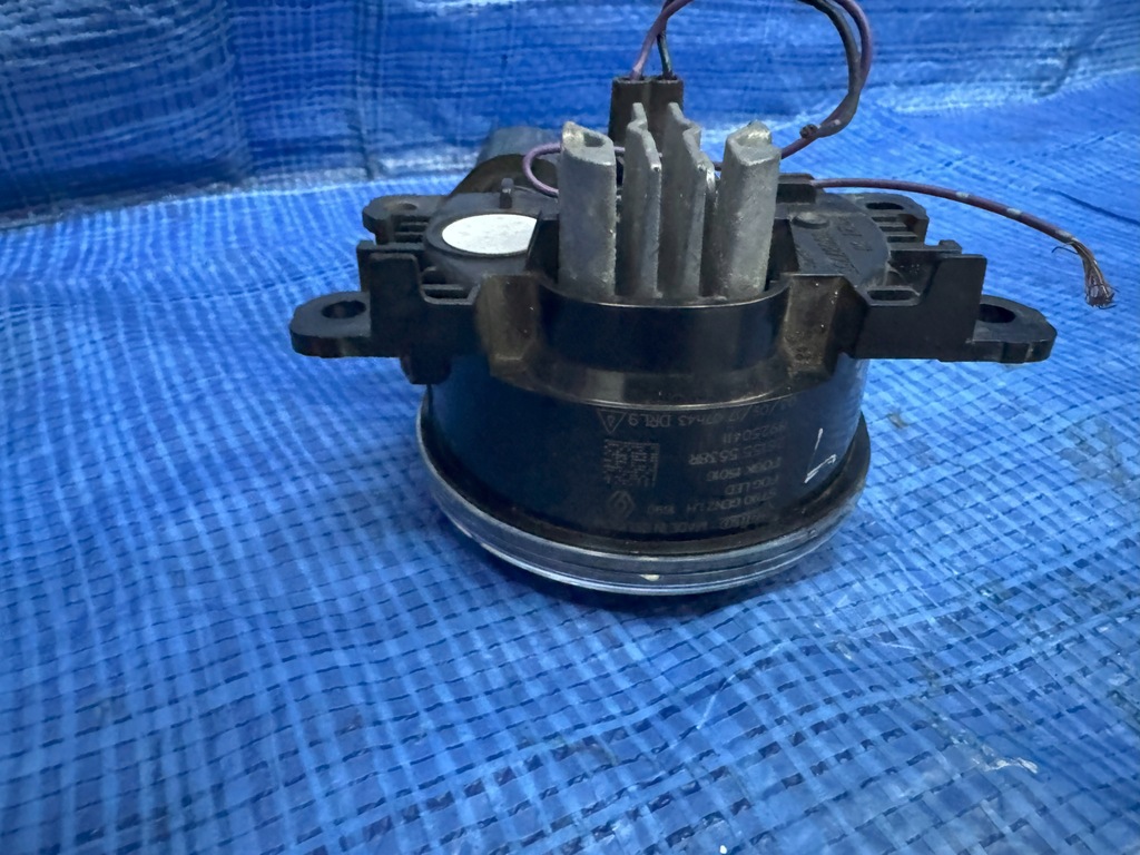 фото №7, Противотуманная фара лампа противотуманная renault captur i lift 261555538r