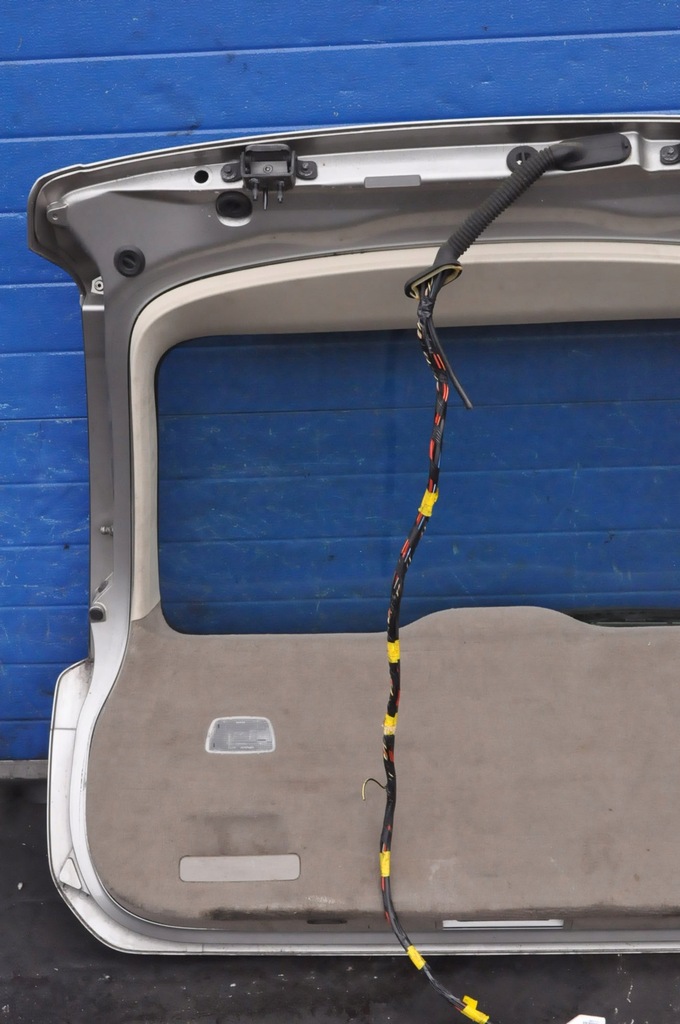 фото №6, Volvo xc60 кришка багажника багажника задня задня 484-16 комплектна