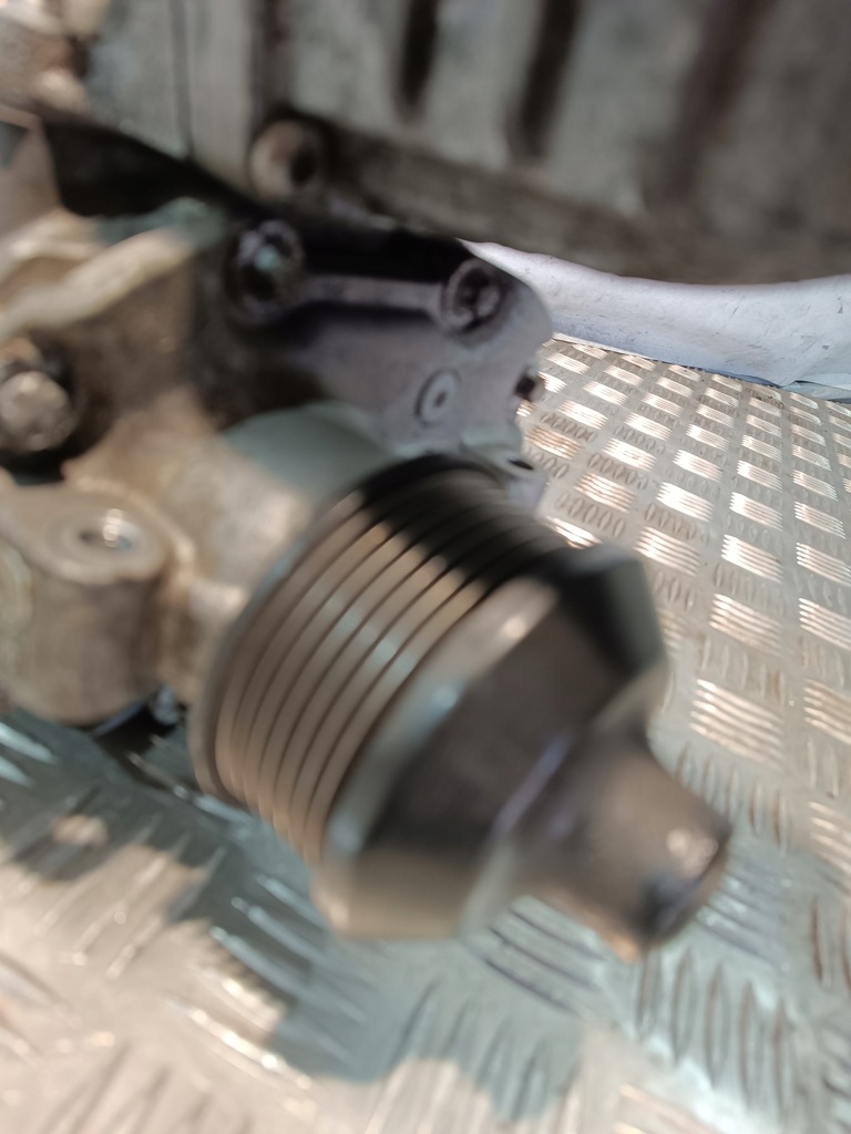 фото №8, Компрессор mercedes w203 1.8 a2710902080