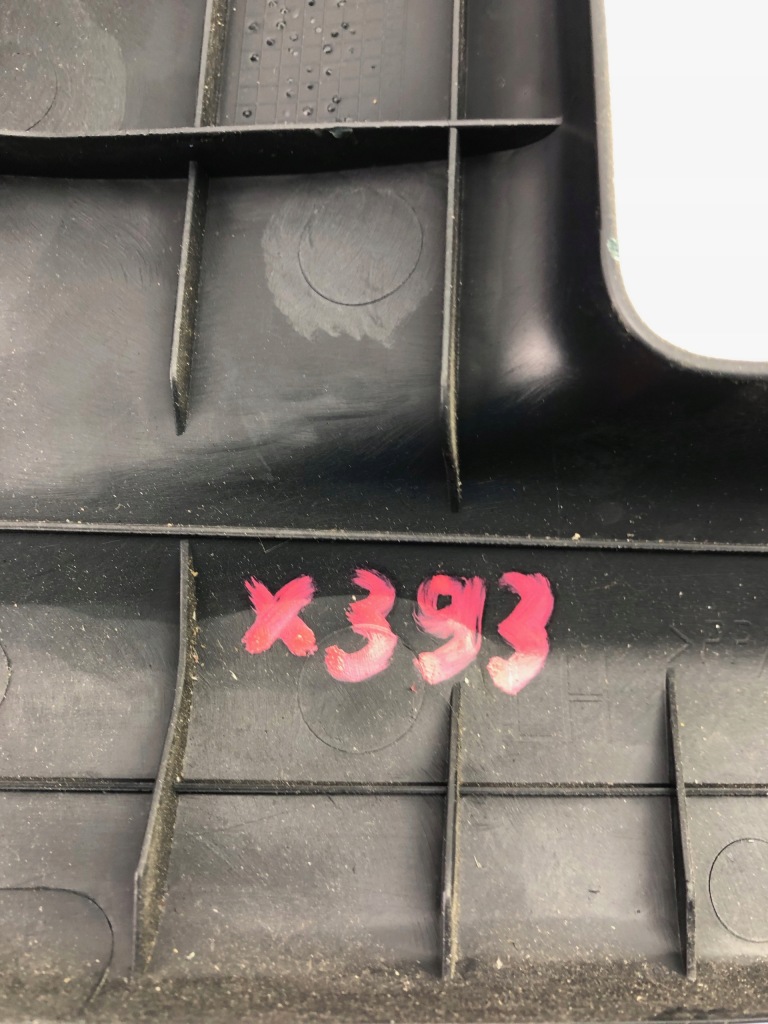 Toyota avensis t-27 накладка захист  порога  стійка дверей лівий задній 67918-05060 Недорого