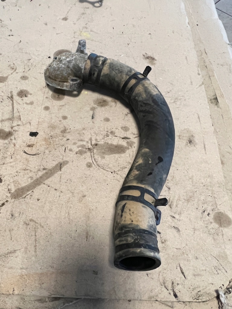 фото №1, Kia venga 09- 1.4 crdi d4fc труба wąż wody жидкость