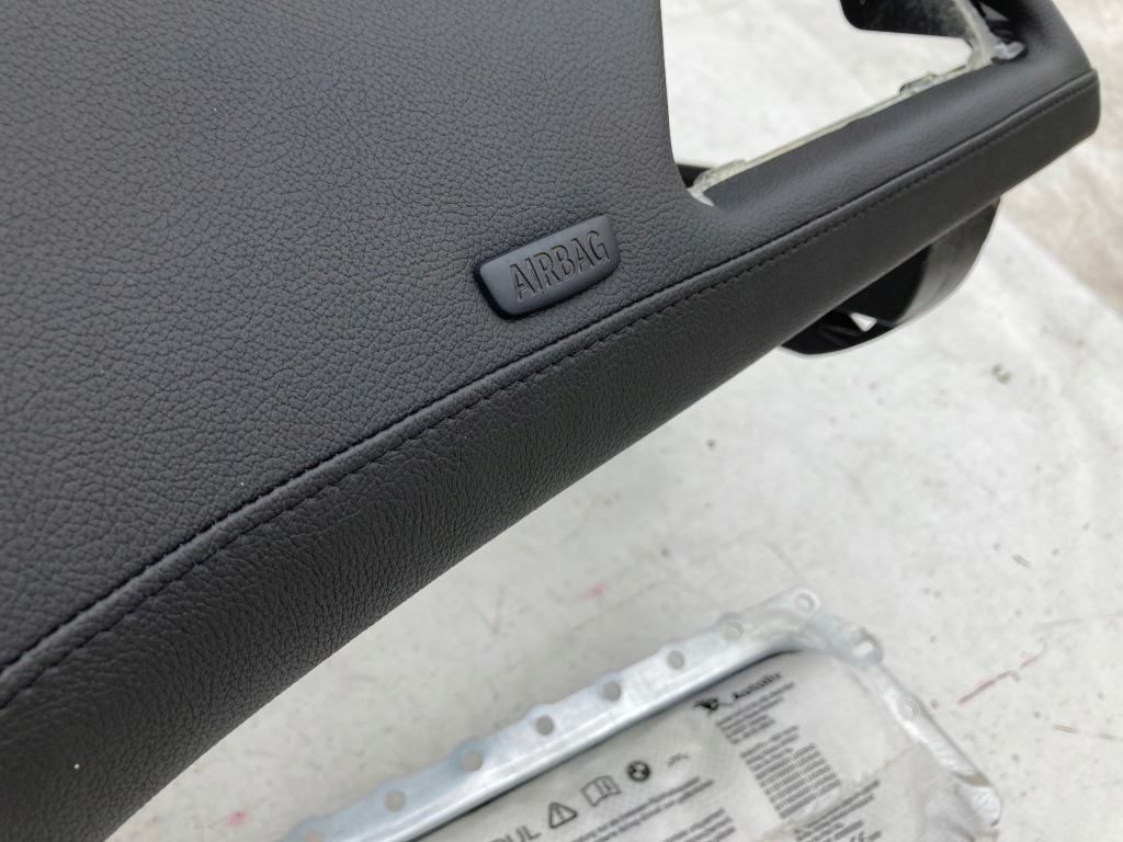 Купити Bmw f06 f12 f13 панель приладів панель  панель приладів pulpit подушка безпеки srs ремені ремінь натягувачі