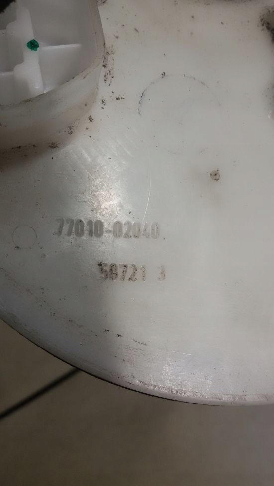 фото №9, Датчик уровня топлива toyota avensis t25 2.0 d4d 7701002040 0580300013