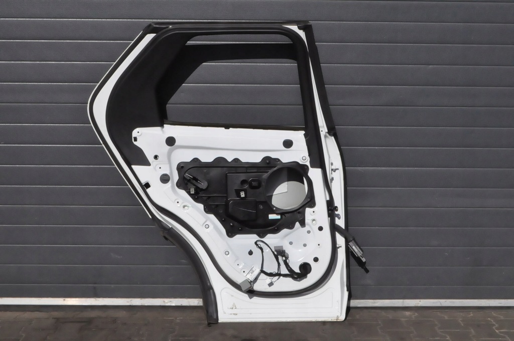 фото №8, Land rover discovery l462 дверь левый задняя задние