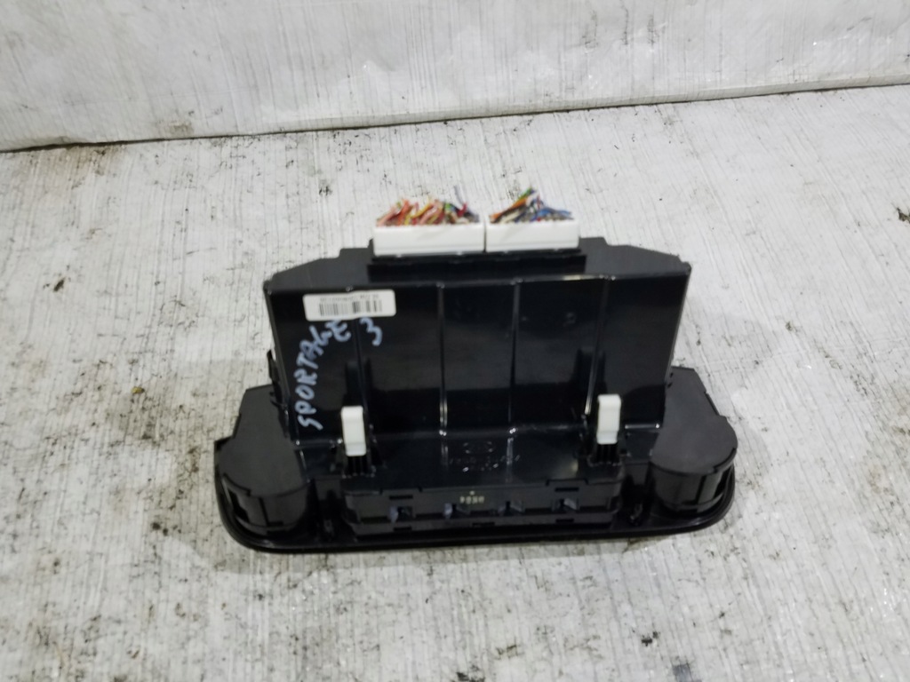 фото №8, Панель кондиционера sportage iii 97250-3u600