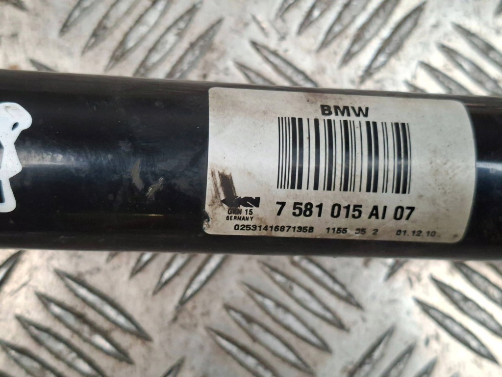 Купити Привідний вал задня bmw 5 f10 f11 7581015