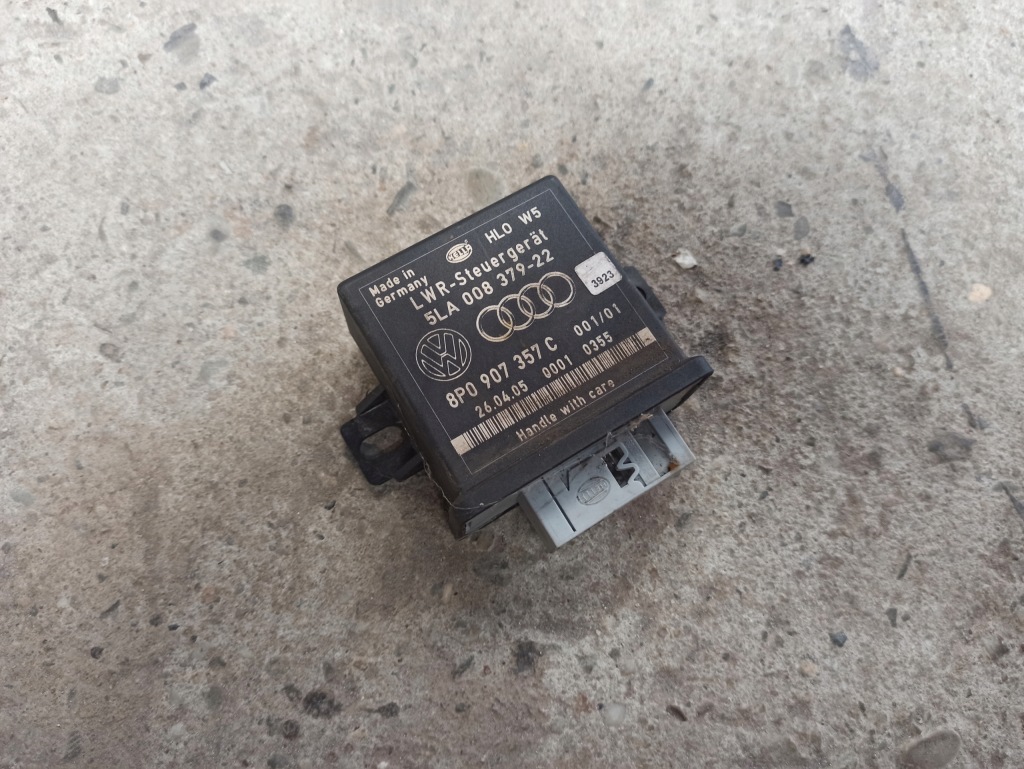 фото №1, Audi оригинальный номер 8p0907357c