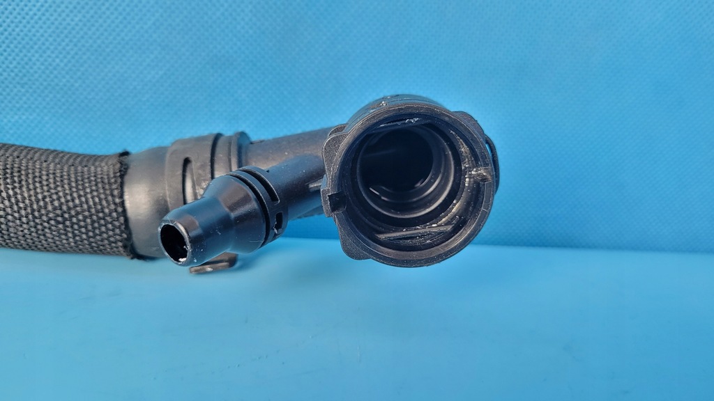 фото №5, Mercedes-benz c s206 двигун охолоджуюча рідина filling шланг a2065010101 original