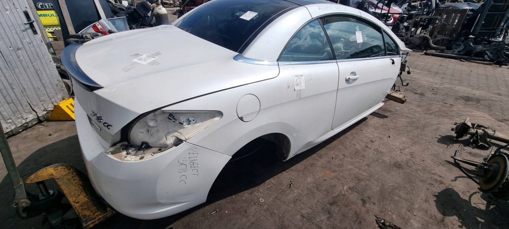 Чверть крила праві задній перламутр peugeot 308 cc Зі Шроту