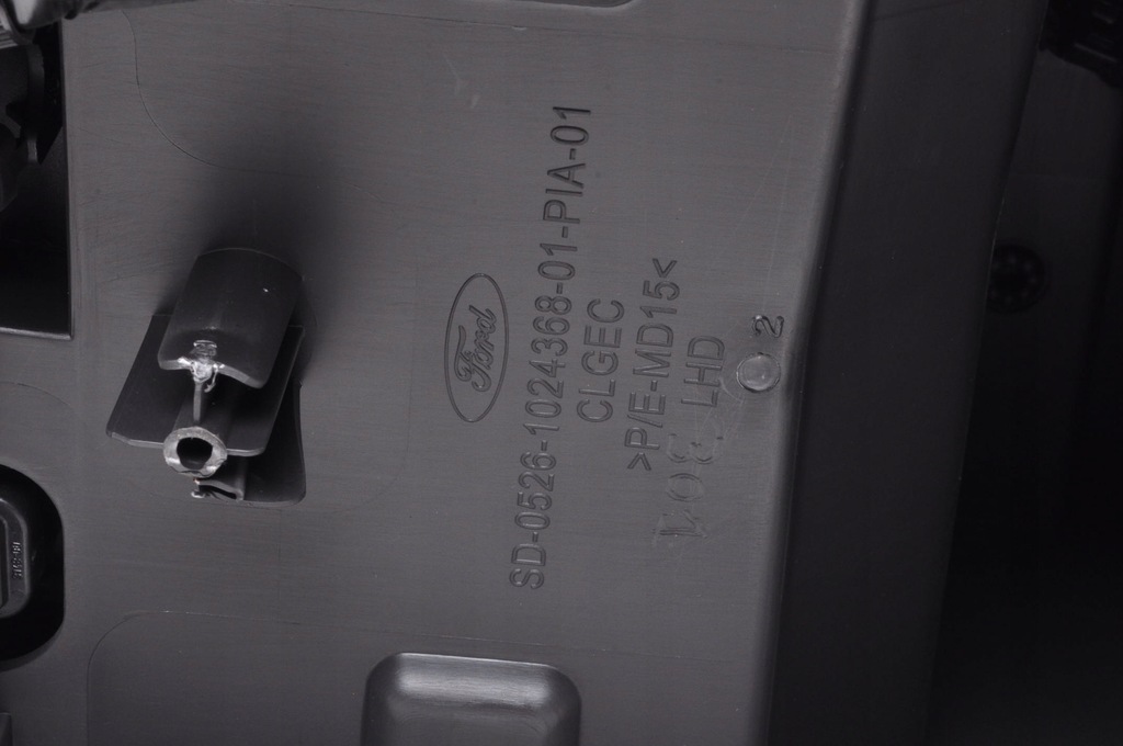 фото №12, Ford focus mk3 тунель середній підлокітник