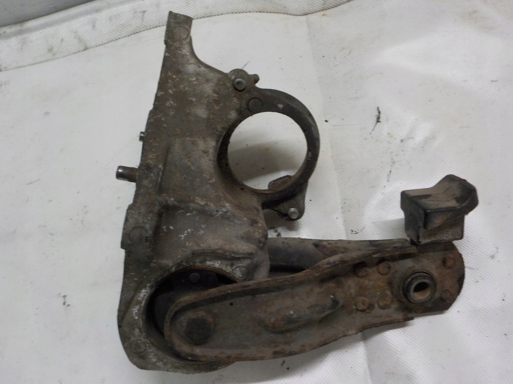 фото №1, Peugeot 407 2.0 hdi кронштейн опора полуось