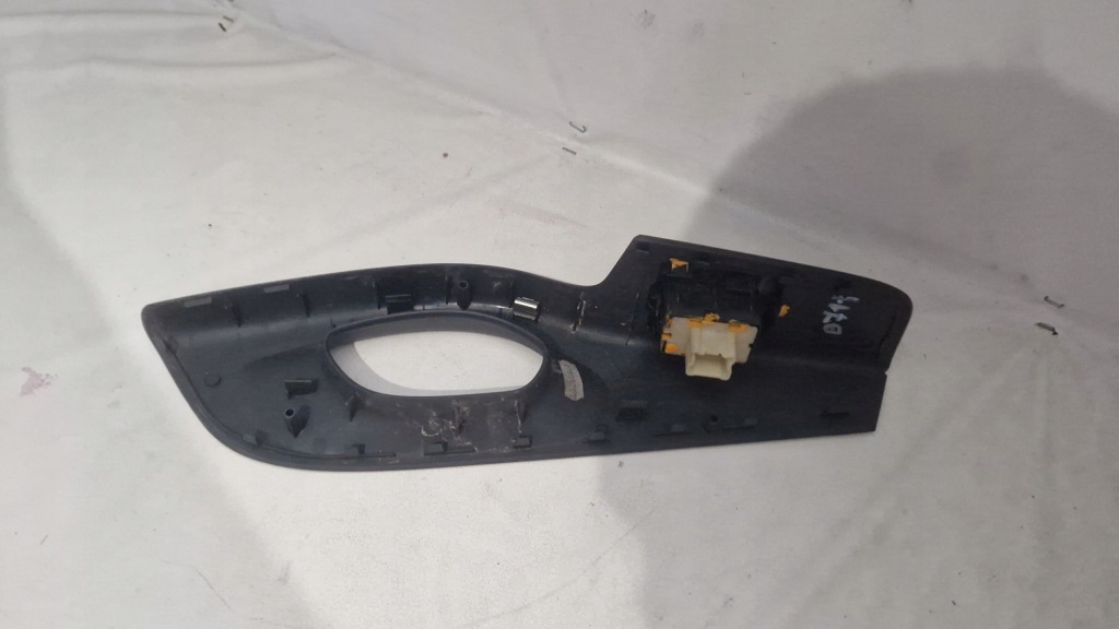 фото №4, Vivaro trafic talento ii 3 b iii ручка кронштейн правый переключатель стекло