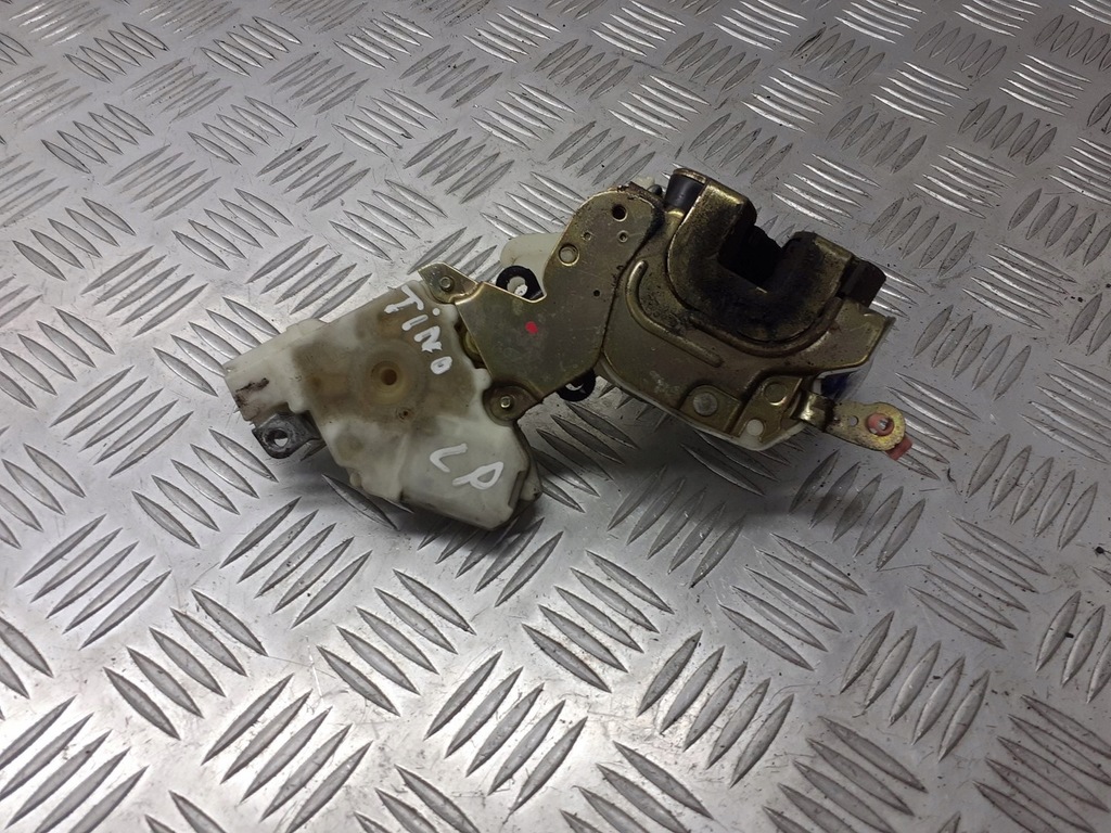 фото №1, Замок дверь левый перед almera tino 8055361u66