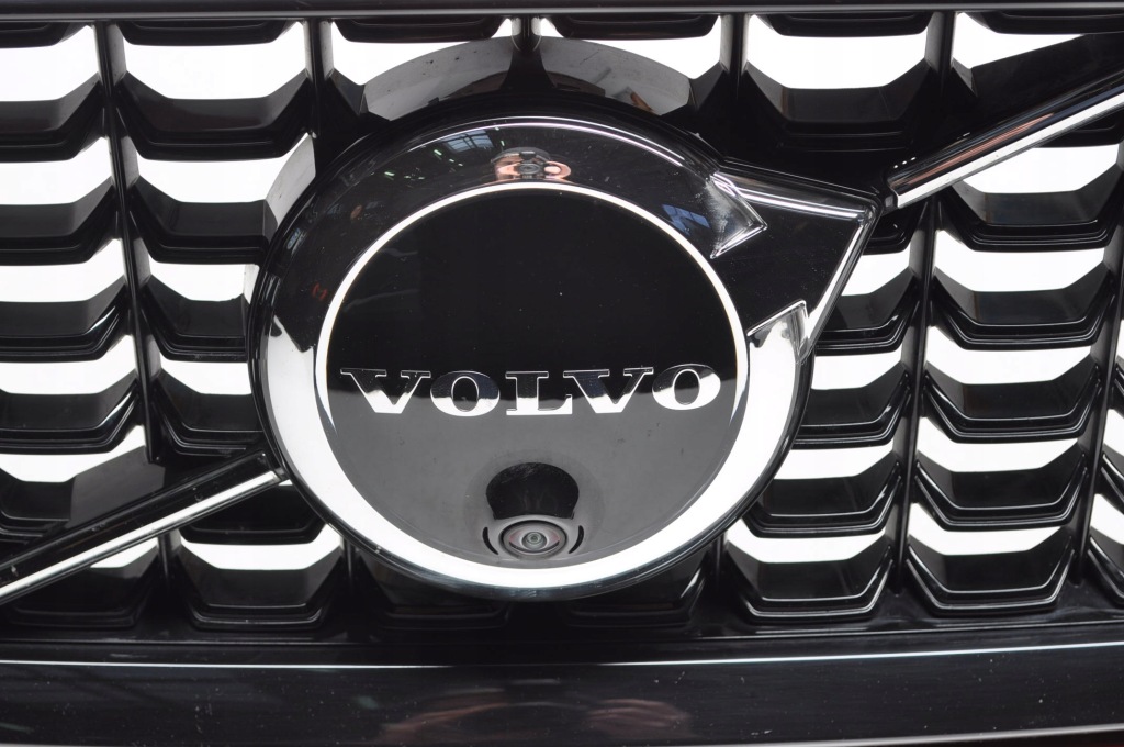 фото №5, Volvo s60 iii v60 ii 2025 rok бампер перед передній kompletny 725