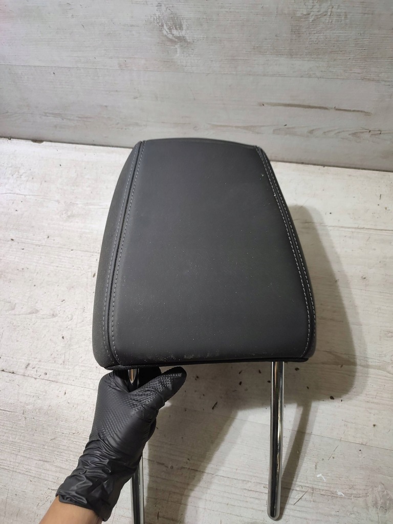 фото №5, Peugeot 2008 ii 2020 левая сторона подголовник сиденье передний