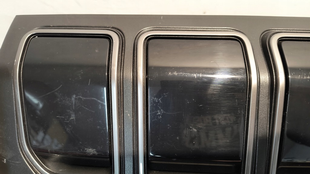 Купити Бампер перед передній jeep avenger 23-