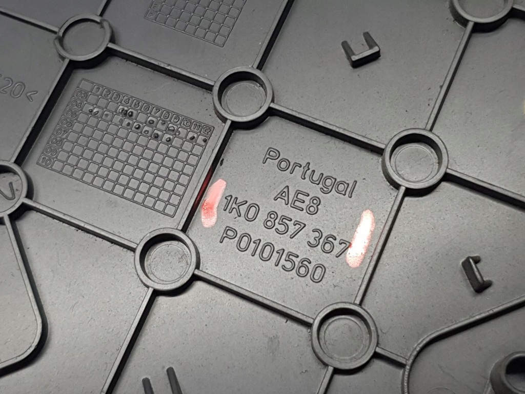 фото №7, Заглушка консолі панелі vw golf v