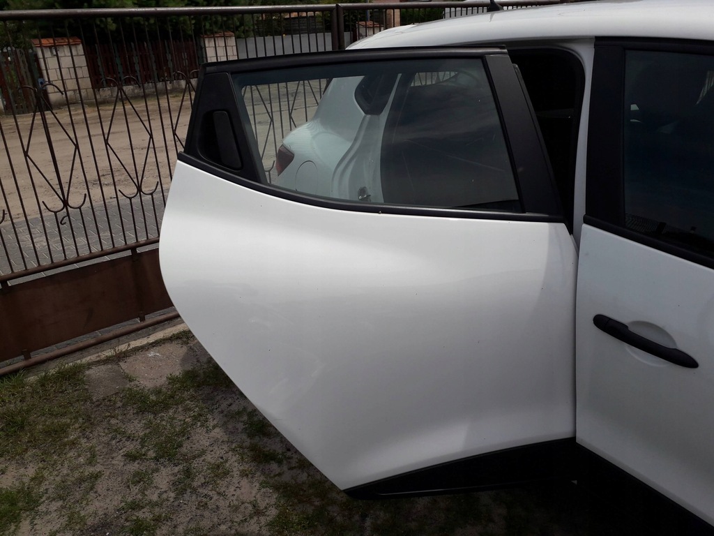 фото №1, Дверь правое задние renault clio iv 12- hb