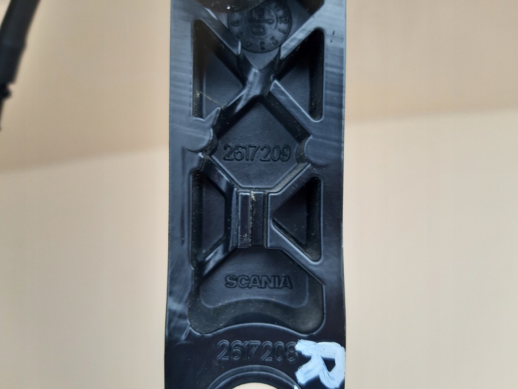 фото №9, Scania r s рычаг дворники 2617207 2617209